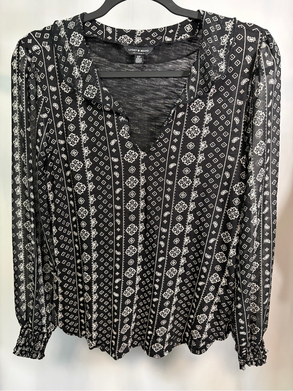 Lucky Brand Black & White Bandana Print Sheer Sleeve Blouse – Size S